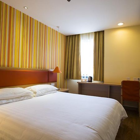 Home Inn Yichang Gezhou Dam Экстерьер фото
