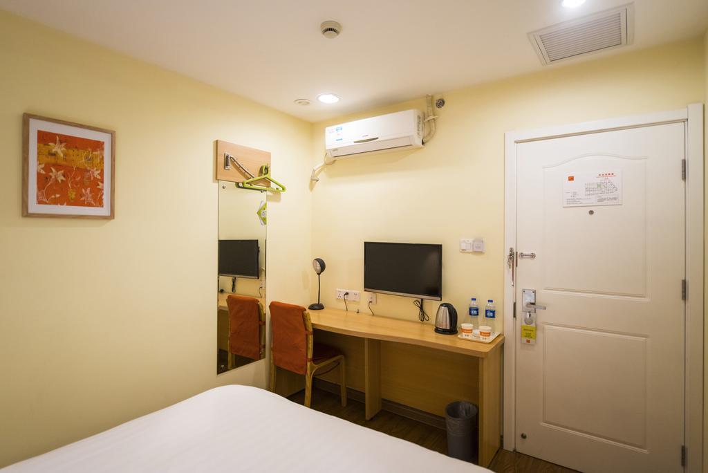 Home Inn Yichang Gezhou Dam Экстерьер фото