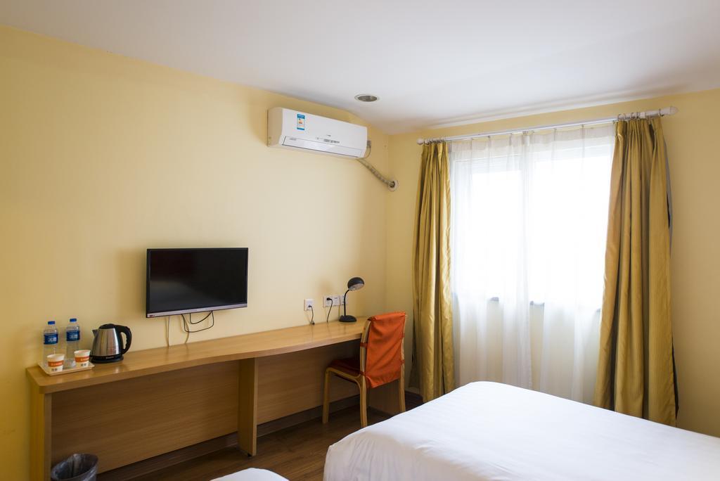 Home Inn Yichang Gezhou Dam Экстерьер фото