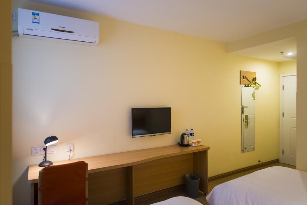 Home Inn Yichang Gezhou Dam Экстерьер фото
